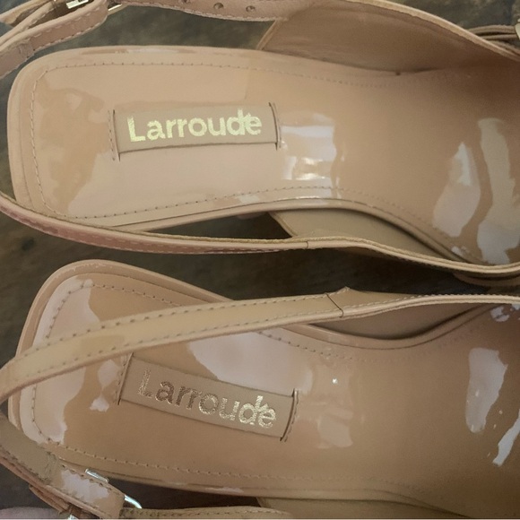 NWOT Larroude Ines Pump In Tan Patent Leather Size 8 New - Picture 10 of 14